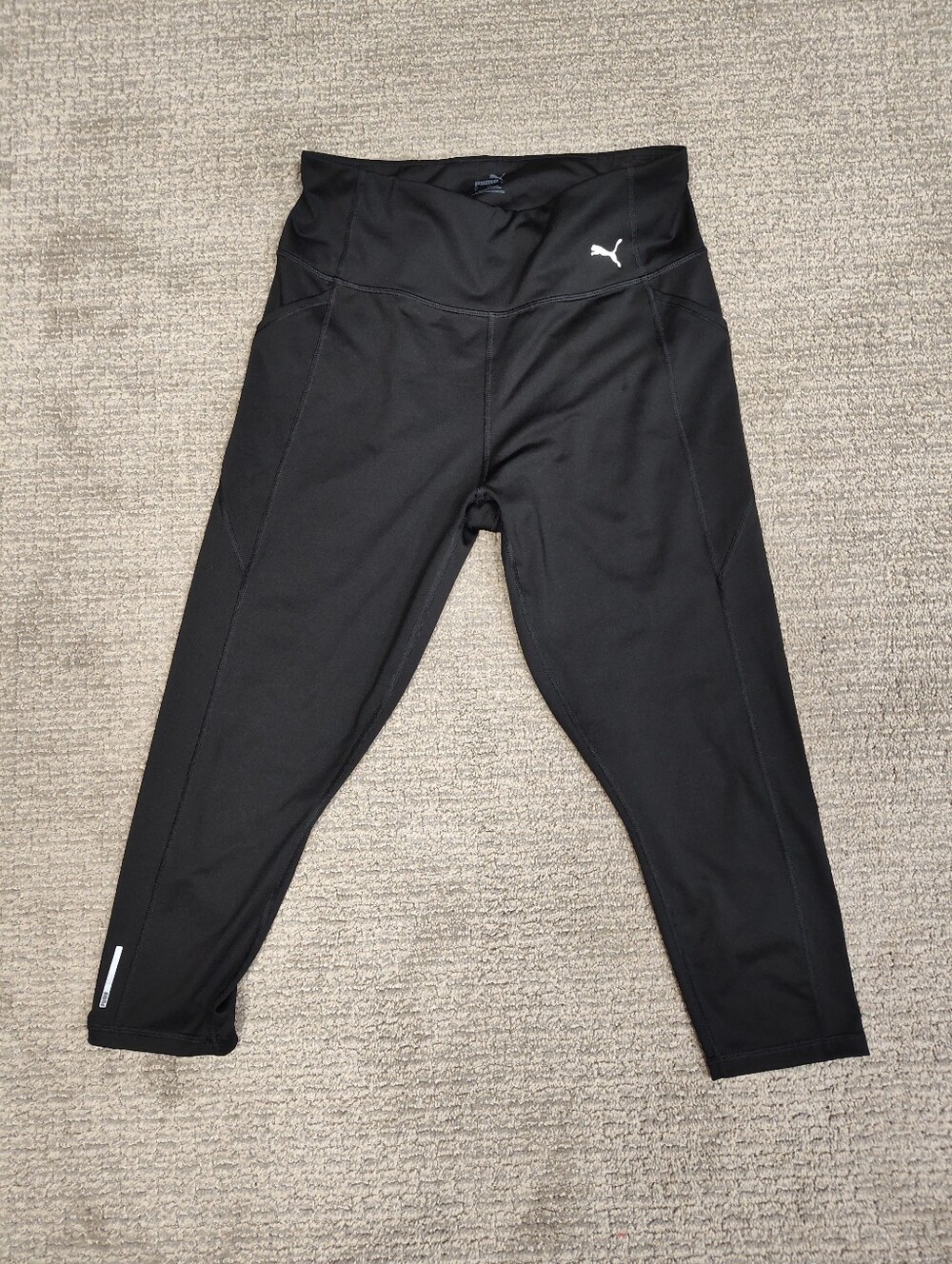 Women's Puma Cropped Yoga Athletic Leggings - Size Large - EUC